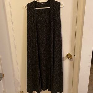 Gray Lularoe Joy Vest Size Medium